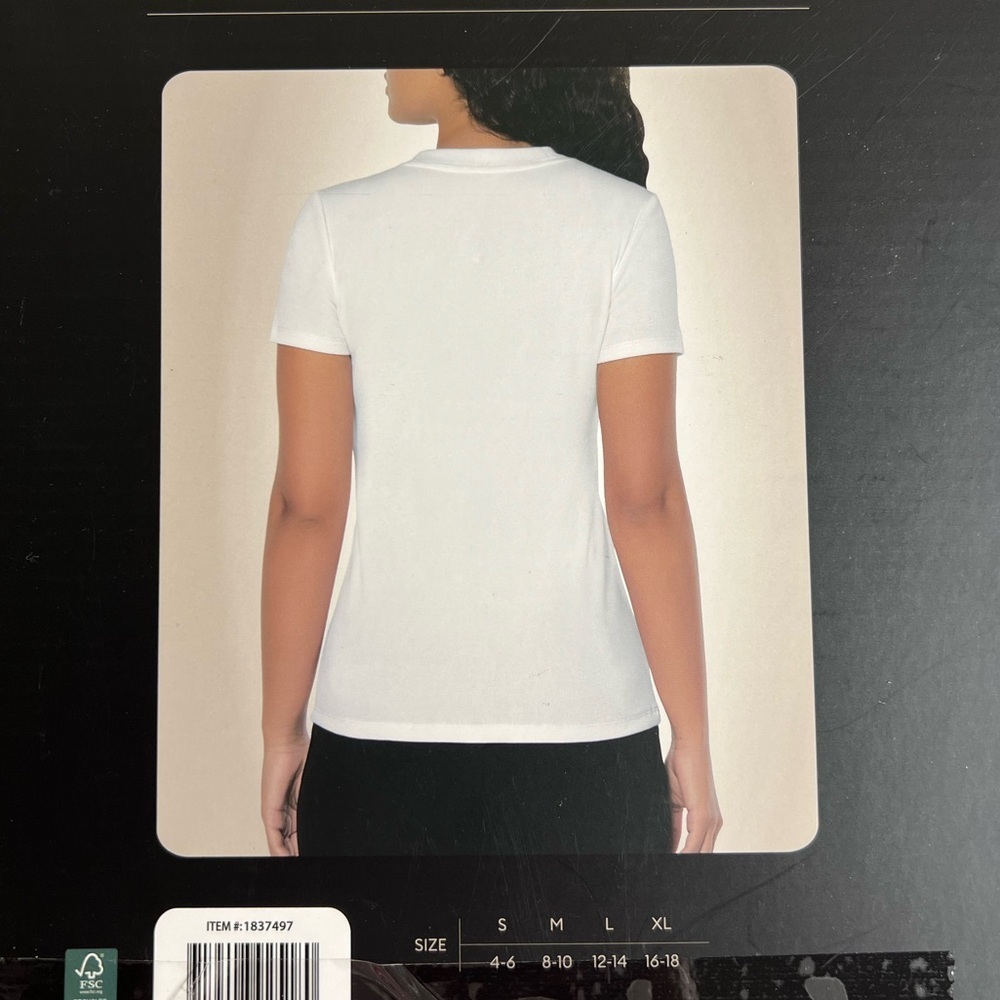 Open box Banana Republic Women's Ribbed‎ Crewneck T-Shirt, 3-pack soft M - Picture 2 of 2